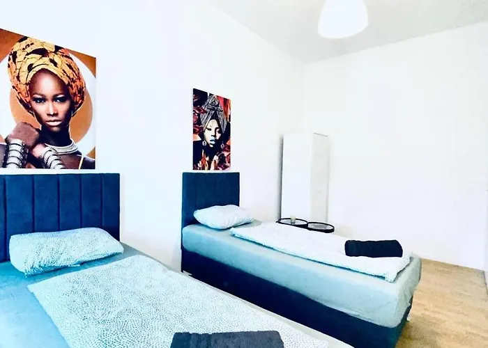 דירה Spacious *