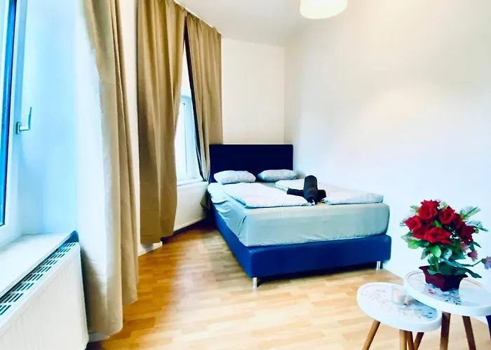 Spacious וינה